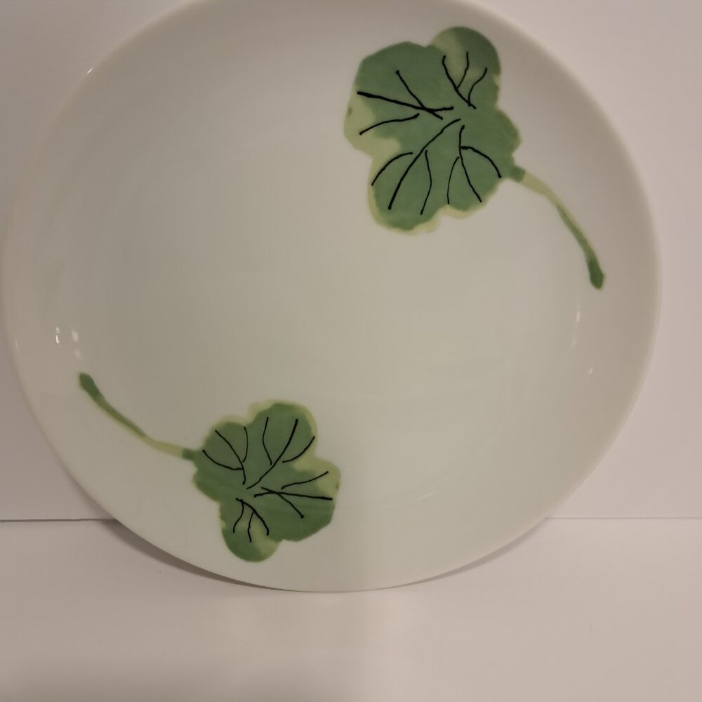 Geraniums Vera for Mikasa Plates - Picture 7 of 9